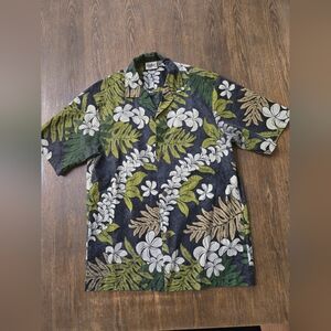 Floral Hawaiian Shirt - Black and Green.made In Hawaii